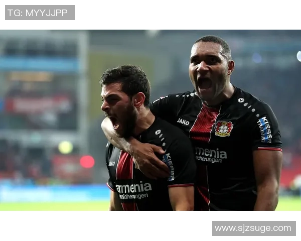 帕德博尔与勒沃库森激战正酣谁能在德甲赛场上笑到最后